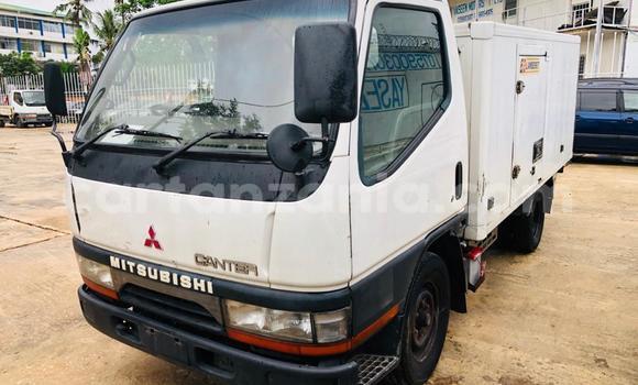 Buy Import Mitsubishi Van White Truck in Dar es Salaam in Dar es Salaam