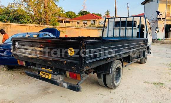 Buy Import Mitsubishi Van Black Truck in Dar es Salaam in Dar es Salaam Buy Import Mitsubishi Van Black Truck in Dar es Salaam in Dar es Salaam