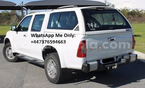 Buy Used Isuzu KB White Car in Dar es Salaam in Dar es Salaam