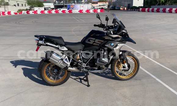 Nunua Ilio tumika BMW R1200GS Adventure Nyeusi Bike ndani ya Dar es Salaam nchini Dar es Salaam Nunua Ilio tumika BMW R1200GS Adventure Nyeusi Bike ndani ya Dar es Salaam nchini Dar es Salaam