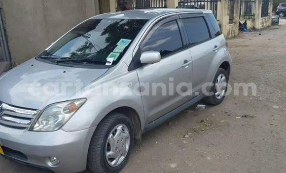 Nunua Ilio tumika Toyota IST Fedha Gari ndani ya Dar es Salaam nchini Dar es Salaam Nunua Ilio tumika Toyota IST Fedha Gari ndani ya Dar es Salaam nchini Dar es Salaam