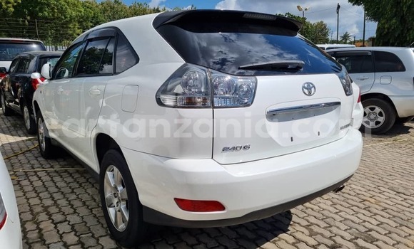 Buy New Toyota Harrier White Car in Dar es Salaam in Dar es Salaam Buy New Toyota Harrier White Car in Dar es Salaam in Dar es Salaam