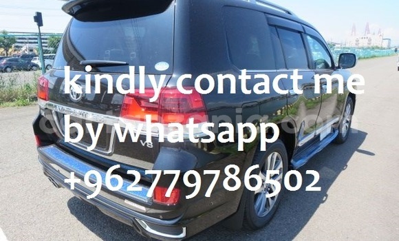 Nunua Ilio tumika Toyota Land Cruiser Nyeusi Gari ndani ya Dar es Salaam nchini Dar es Salaam Nunua Ilio tumika Toyota Land Cruiser Nyeusi Gari ndani ya Dar es Salaam nchini Dar es Salaam