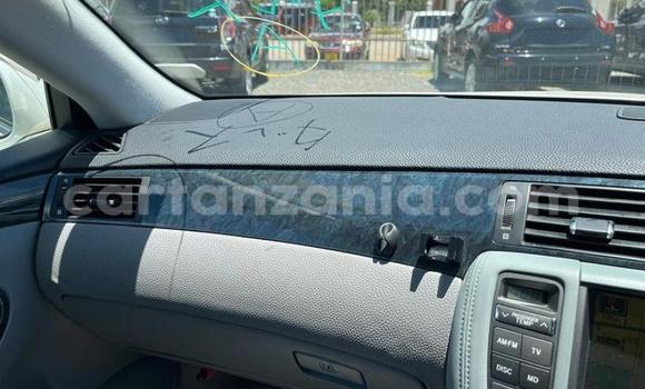 Buy Used Toyota Crown White Car in Dar es Salaam in Dar es Salaam Buy Used Toyota Crown White Car in Dar es Salaam in Dar es Salaam