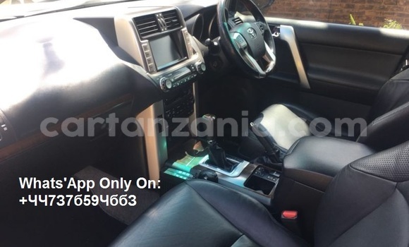 Nunua Ilio tumika Toyota Land Cruiser Prado Fedha Gari ndani ya Dar es Salaam nchini Dar es Salaam Nunua Ilio tumika Toyota Land Cruiser Prado Fedha Gari ndani ya Dar es Salaam nchini Dar es Salaam