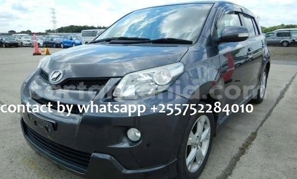 Buy Used Toyota IST Black Car in Arusha in Arusha