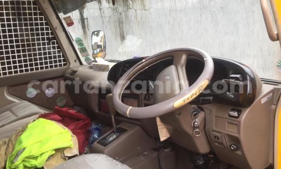 Nunua Ilio tumika Toyota Coaster Nyingine Gari ndani ya Dar es Salaam nchini Dar es Salaam Nunua Ilio tumika Toyota Coaster Nyingine Gari ndani ya Dar es Salaam nchini Dar es Salaam