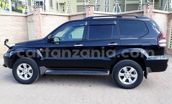 Nunua Ilio tumika Toyota Land Cruiser Prado Nyeusi Gari ndani ya Dar es Salaam nchini Dar es Salaam Nunua Ilio tumika Toyota Land Cruiser Prado Nyeusi Gari ndani ya Dar es Salaam nchini Dar es Salaam