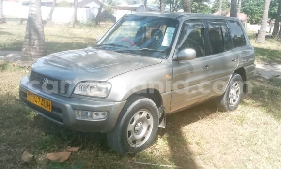 Nunua Ilio tumika Toyota RAV4 Fedha Gari ndani ya Dar es Salaam nchini Dar es Salaam Nunua Ilio tumika Toyota RAV4 Fedha Gari ndani ya Dar es Salaam nchini Dar es Salaam