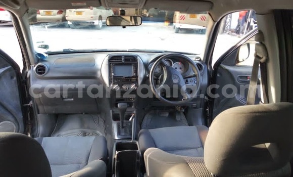 Nunua Ilio tumika Toyota RAV4 Nyeusi Gari ndani ya Dar es Salaam nchini Dar es Salaam Nunua Ilio tumika Toyota RAV4 Nyeusi Gari ndani ya Dar es Salaam nchini Dar es Salaam