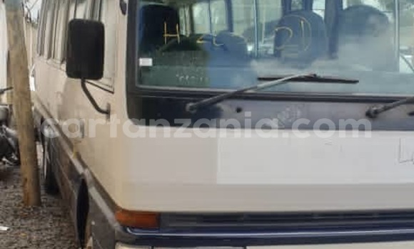 Nunua Ilio tumika Mitsubishi Xpander Nyeupe Gari ndani ya Dar es Salaam nchini Dar es Salaam Nunua Ilio tumika Mitsubishi Xpander Nyeupe Gari ndani ya Dar es Salaam nchini Dar es Salaam