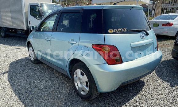 Nunua Ilio tumika Toyota IST Bluu Gari ndani ya Dar es Salaam nchini Dar es Salaam Nunua Ilio tumika Toyota IST Bluu Gari ndani ya Dar es Salaam nchini Dar es Salaam