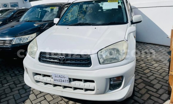 Buy Used Toyota RAV4 White Car in Dar es Salaam in Dar es Salaam