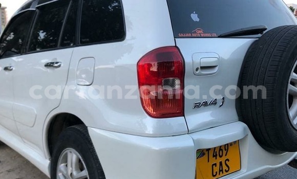 Nunua Ilio tumika Toyota RAV4 Nyeupe Gari ndani ya Dar es Salaam nchini Dar es Salaam Nunua Ilio tumika Toyota RAV4 Nyeupe Gari ndani ya Dar es Salaam nchini Dar es Salaam