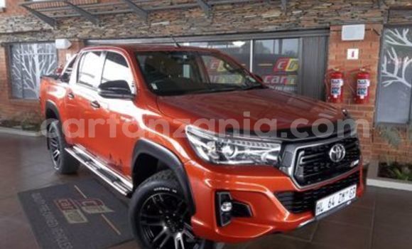 Buy Used Toyota Hilux Brown Car in Bukene in Tabora
