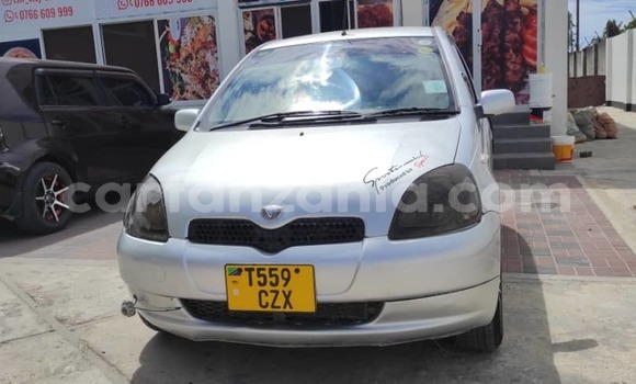 Nunua Ilio tumika Toyota Vitz Fedha Gari ndani ya Dar es Salaam nchini Dar es Salaam Nunua Ilio tumika Toyota Vitz Fedha Gari ndani ya Dar es Salaam nchini Dar es Salaam