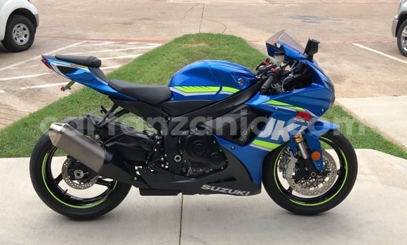 Nunua Ilio tumika Suzuki GSXR Bluu Bike ndani ya Dar es Salaam nchini Dar es Salaam Nunua Ilio tumika Suzuki GSXR Bluu Bike ndani ya Dar es Salaam nchini Dar es Salaam
