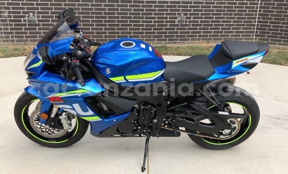 Buy Used Suzuki GSXR Blue Bike in Dar es Salaam in Dar es Salaam Buy Used Suzuki GSXR Blue Bike in Dar es Salaam in Dar es Salaam