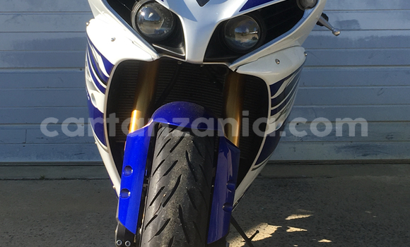 Nunua Ilio tumika Yamaha R1 Bluu Bike ndani ya Dar es Salaam nchini Dar es Salaam Nunua Ilio tumika Yamaha R1 Bluu Bike ndani ya Dar es Salaam nchini Dar es Salaam