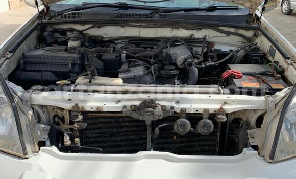 Nunua Ilio tumika Toyota Prado Nyeupe Gari ndani ya Dar es Salaam nchini Dar es Salaam Nunua Ilio tumika Toyota Prado Nyeupe Gari ndani ya Dar es Salaam nchini Dar es Salaam
