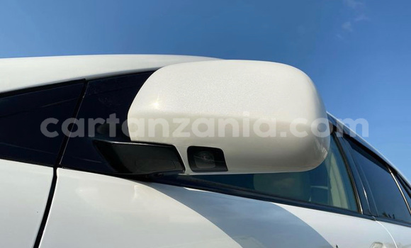 Buy Used Toyota Hilux White Car in Dar es Salaam in Dar es Salaam Buy Used Toyota Hilux White Car in Dar es Salaam in Dar es Salaam