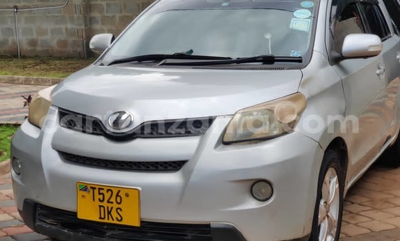 Buy Used Toyota IST Silver Car in Dar es Salaam in Dar es Salaam Buy Used Toyota IST Silver Car in Dar es Salaam in Dar es Salaam