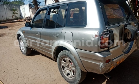 Nunua Ilio tumika Toyota RAV4 Fedha Gari ndani ya Dar es Salaam nchini Dar es Salaam Nunua Ilio tumika Toyota RAV4 Fedha Gari ndani ya Dar es Salaam nchini Dar es Salaam