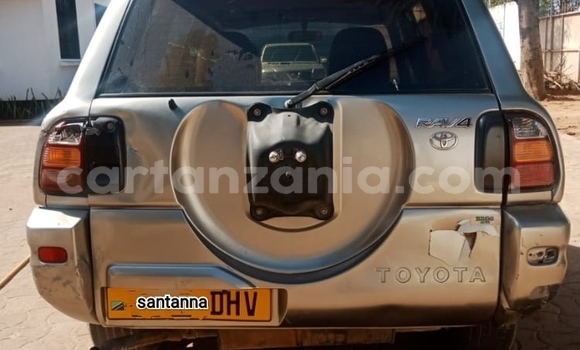 Nunua Ilio tumika Toyota RAV4 Fedha Gari ndani ya Dar es Salaam nchini Dar es Salaam Nunua Ilio tumika Toyota RAV4 Fedha Gari ndani ya Dar es Salaam nchini Dar es Salaam