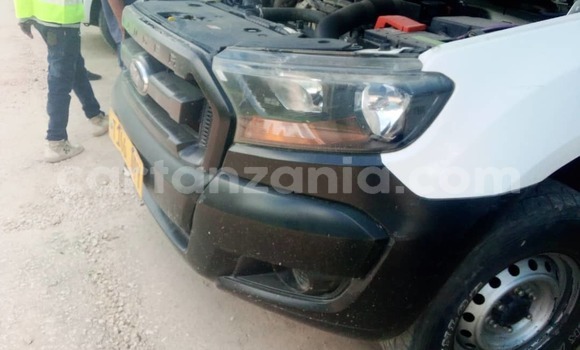 Nunua Ilio tumika Ford Ranger Nyeupe Gari ndani ya Dar es Salaam nchini Dar es Salaam Nunua Ilio tumika Ford Ranger Nyeupe Gari ndani ya Dar es Salaam nchini Dar es Salaam