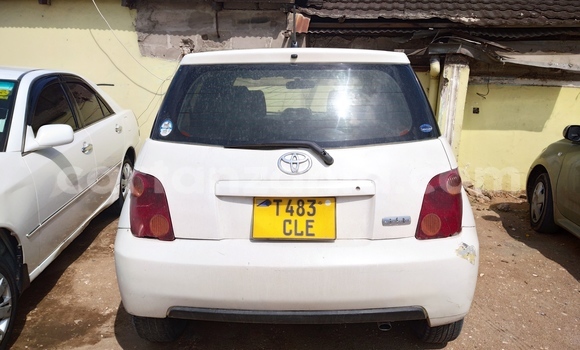 Nunua Ilio tumika Toyota IST Nyeupe Gari ndani ya Dar es Salaam nchini Dar es Salaam Nunua Ilio tumika Toyota IST Nyeupe Gari ndani ya Dar es Salaam nchini Dar es Salaam