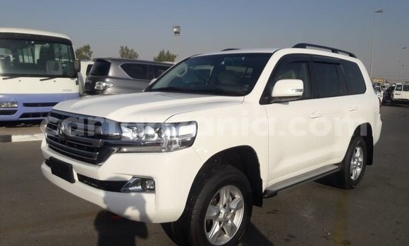 Buy Import Toyota Land Cruiser Other Car in Dar es Salaam in Dar es Salaam