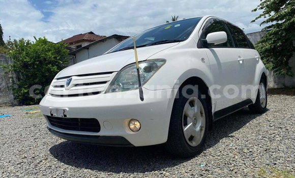 Buy Used Toyota IST Black Car in Dar es Salaam in Dar es Salaam