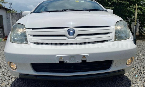 Nunua Ilio tumika Toyota IST Nyeupe Gari ndani ya Dar es Salaam nchini Dar es Salaam Nunua Ilio tumika Toyota IST Nyeupe Gari ndani ya Dar es Salaam nchini Dar es Salaam