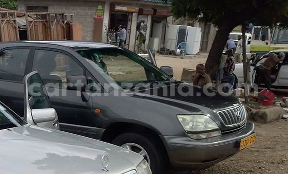 Nunua Ilio tumika Toyota Harrier Nyingine Gari ndani ya Dodoma nchini Dodoma Nunua Ilio tumika Toyota Harrier Nyingine Gari ndani ya Dodoma nchini Dodoma