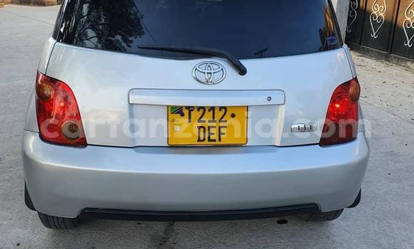 Nunua Ilio tumika Toyota IST Fedha Gari ndani ya Dar es Salaam nchini Dar es Salaam Nunua Ilio tumika Toyota IST Fedha Gari ndani ya Dar es Salaam nchini Dar es Salaam