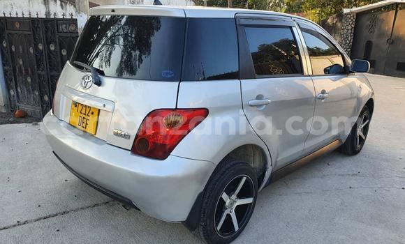 Nunua Ilio tumika Toyota IST Fedha Gari ndani ya Dar es Salaam nchini Dar es Salaam Nunua Ilio tumika Toyota IST Fedha Gari ndani ya Dar es Salaam nchini Dar es Salaam