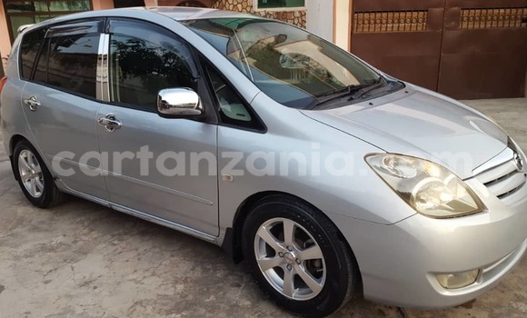Buy Used Toyota Spacio Silver Car in Dar es Salaam in Dar es Salaam Buy Used Toyota Spacio Silver Car in Dar es Salaam in Dar es Salaam