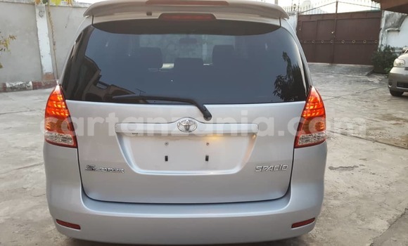 Buy Used Toyota Spacio Silver Car in Dar es Salaam in Dar es Salaam Buy Used Toyota Spacio Silver Car in Dar es Salaam in Dar es Salaam