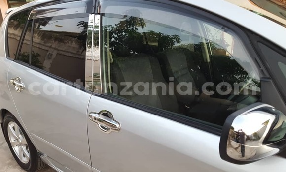 Buy Used Toyota Spacio Silver Car in Dar es Salaam in Dar es Salaam Buy Used Toyota Spacio Silver Car in Dar es Salaam in Dar es Salaam
