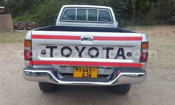 Nunua Ilio tumika Toyota Pickup Fedha Gari ndani ya Dar es Salaam nchini Dar es Salaam Nunua Ilio tumika Toyota Pickup Fedha Gari ndani ya Dar es Salaam nchini Dar es Salaam