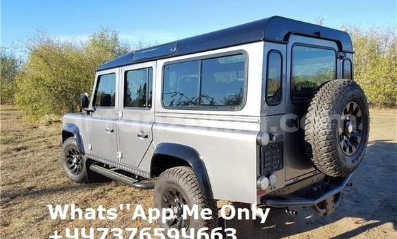 Nunua Ilio tumika Land Rover Defender Fedha Gari ndani ya Dar es Salaam nchini Dar es Salaam Nunua Ilio tumika Land Rover Defender Fedha Gari ndani ya Dar es Salaam nchini Dar es Salaam