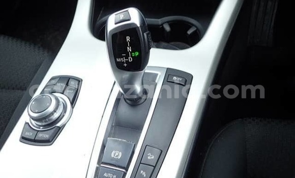 Nunua Ilio tumika BMW X3 Nyeusi Gari ndani ya Dar es Salaam nchini Dar es Salaam Nunua Ilio tumika BMW X3 Nyeusi Gari ndani ya Dar es Salaam nchini Dar es Salaam