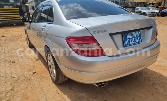 Nunua Ilio tumika Mercedes-Benz C-Classe Fedha Gari ndani ya Dar es Salaam nchini Dar es Salaam Nunua Ilio tumika Mercedes-Benz C-Classe Fedha Gari ndani ya Dar es Salaam nchini Dar es Salaam