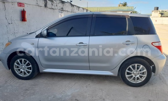 Buy Used Toyota IST Silver Car in Dar es Salaam in Dar es Salaam Buy Used Toyota IST Silver Car in Dar es Salaam in Dar es Salaam