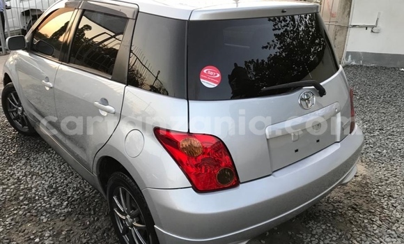 Buy New Toyota IST Silver Car in Dar es Salaam in Dar es Salaam Buy New Toyota IST Silver Car in Dar es Salaam in Dar es Salaam