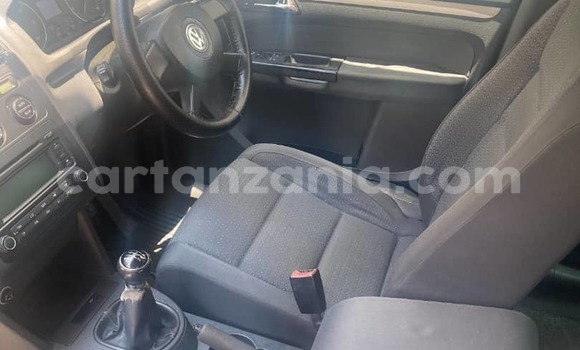 Buy Used Volkswagen Touran Silver Car in Dar es Salaam in Dar es Salaam Buy Used Volkswagen Touran Silver Car in Dar es Salaam in Dar es Salaam