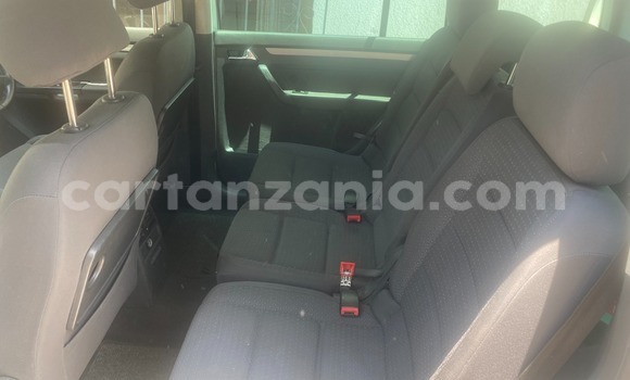 Buy Used Volkswagen Touran Silver Car in Dar es Salaam in Dar es Salaam Buy Used Volkswagen Touran Silver Car in Dar es Salaam in Dar es Salaam