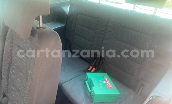 Buy Used Volkswagen Touran Silver Car in Dar es Salaam in Dar es Salaam Buy Used Volkswagen Touran Silver Car in Dar es Salaam in Dar es Salaam