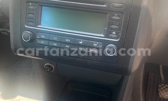 Buy Used Volkswagen Touran Silver Car in Dar es Salaam in Dar es Salaam Buy Used Volkswagen Touran Silver Car in Dar es Salaam in Dar es Salaam