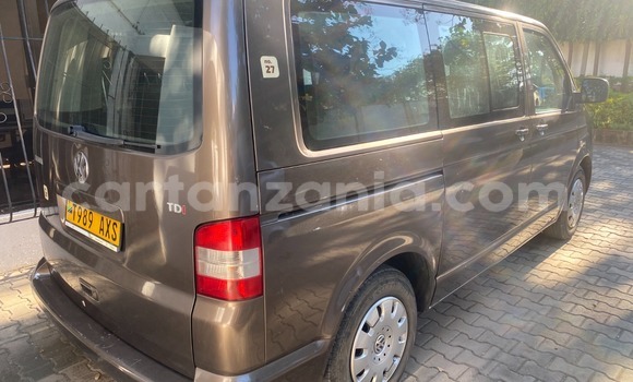Buy Used Volkswagen Caravelle Brown Car in Dar es Salaam in Dar es Salaam Buy Used Volkswagen Caravelle Brown Car in Dar es Salaam in Dar es Salaam